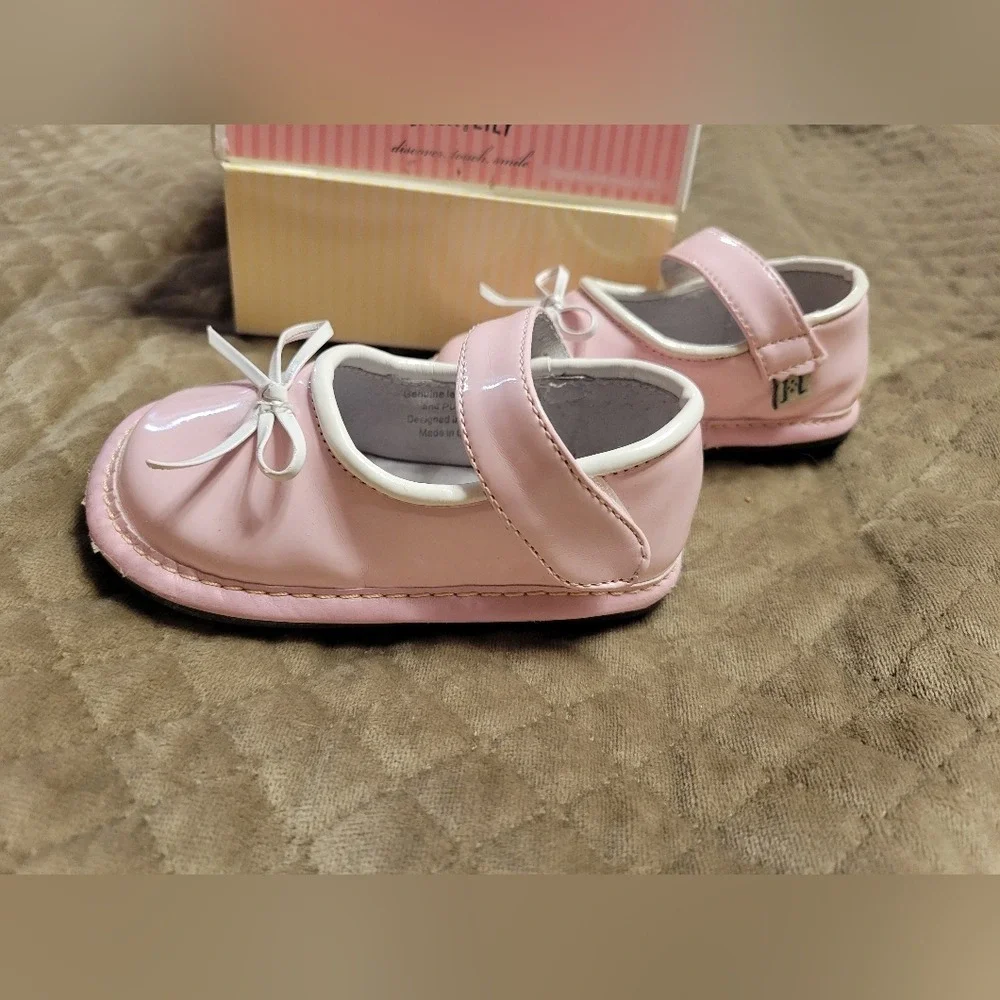 Jack & Lily Pink and‎ white shoes size 12m 18m slip on soft soles learn to walk
